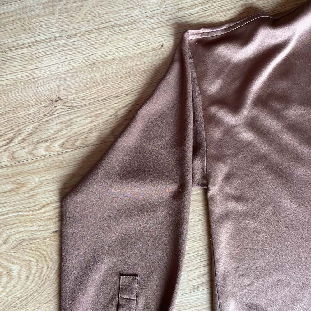 Lysse New York Satin V-Neck Long Sleeve Blouse Size XL Brown - Picture 6 of 9